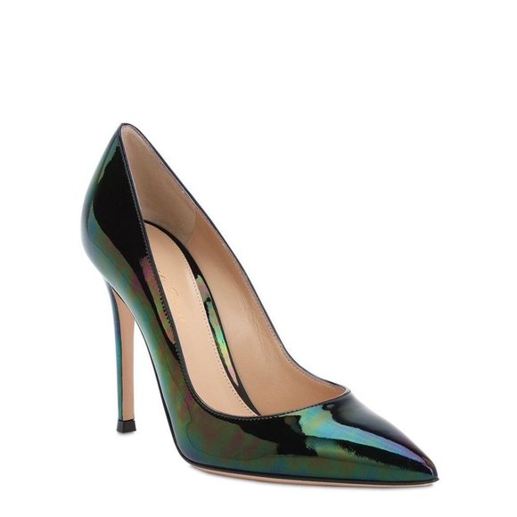 💙 HOST PICK 💙 Gianvito Rossi iridescent leather pumps - Picture 1 of 9